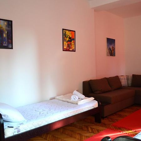 Apartmants Night Lux Ni Quarto foto