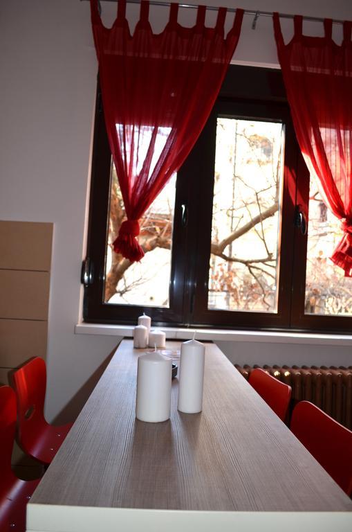 Apartmants Night Lux Ni Quarto foto