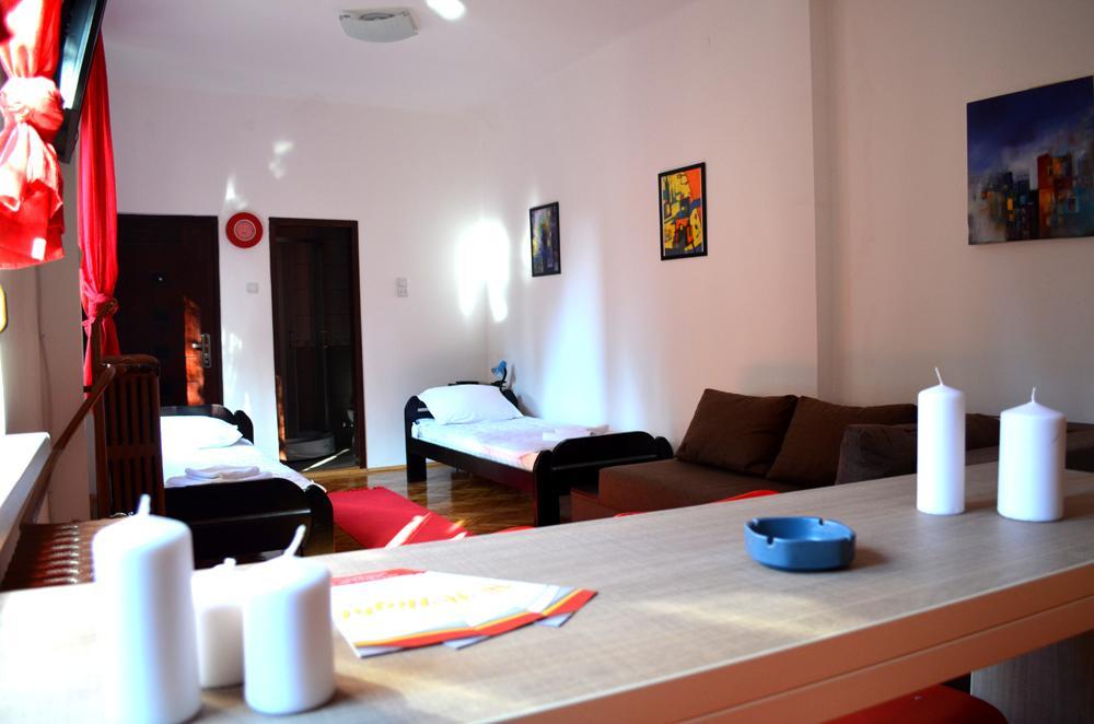 Apartmants Night Lux Ni Quarto foto